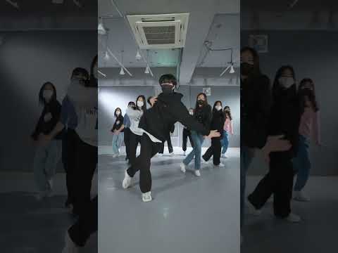 [TD STUDIO] 트리플에스(tripleS <strong>AAA</strong>) ‘Generation’ #shorts