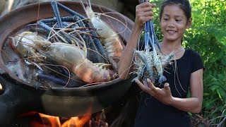 Lobster soup recipe taste delicious - Cooking Lobster eat delicious , Primitive Survival Skills ep22