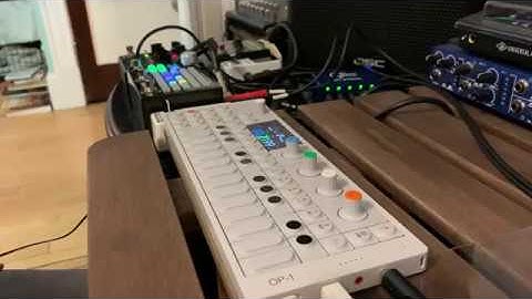 ONE MINUTE JAMS // Teenage Engineering OP-1 (feat. Collider & Zoia)