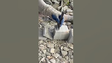 the process of splitting stone using a chisel #shortsvideo