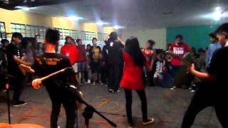 ISYLLAKISS - INTRO + IRAMA SEBUAH LUKISAN (Gd. Kesenian Indramayu)