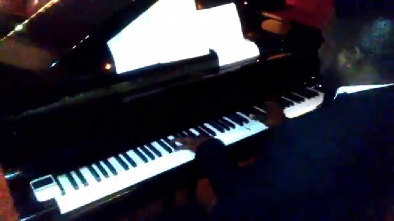 rhodes Entertainment 03