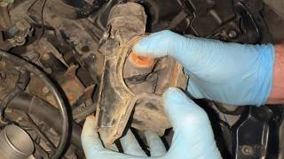 How to Replace a Toyota Transmission Mount