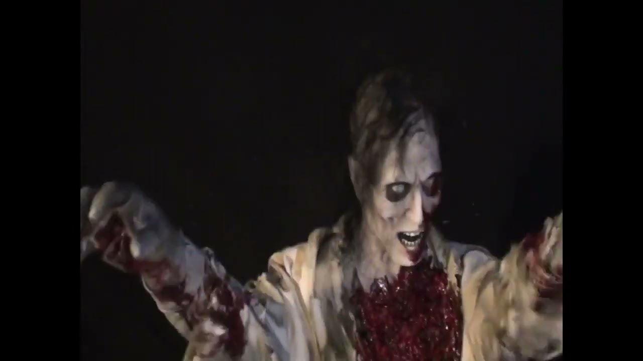 Poison Props ZT616 ZOMBIE TABLE JUMPER Haunted House Prop