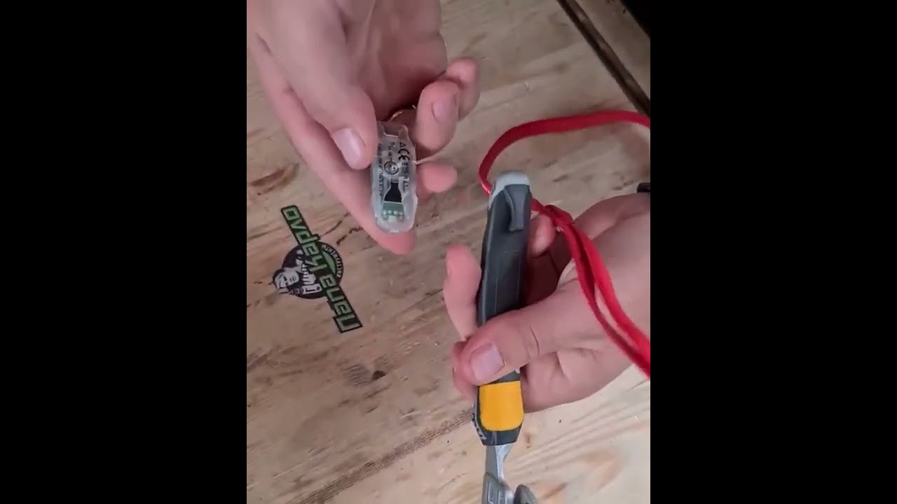 А Вы не хотите проапгрейдить свои любимые бокорезы NWS фонариком и детектором напряжения?