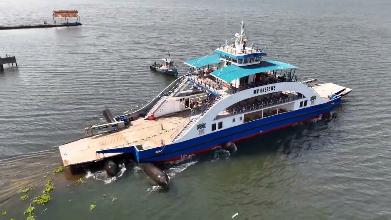 KIVUKO MV. UKEREWE KIKISHUSHWA KWENYE MAJI BAADA YA UJENZI WAKE KUKAMILIKA