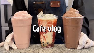sub) 🍓봄에는 딸기🍓 그래서 봄은 언제..? | 카페 브이로그 | cafe vlog | asmr | 하삼동알바 | 하삼동브이로그 | nobgm | 4K