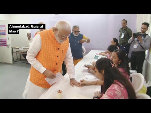 Modi Votes in India's General Election class=