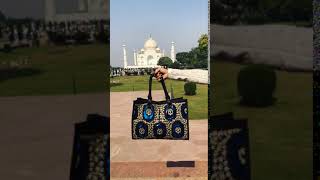 Simitri At The Taj Mahal