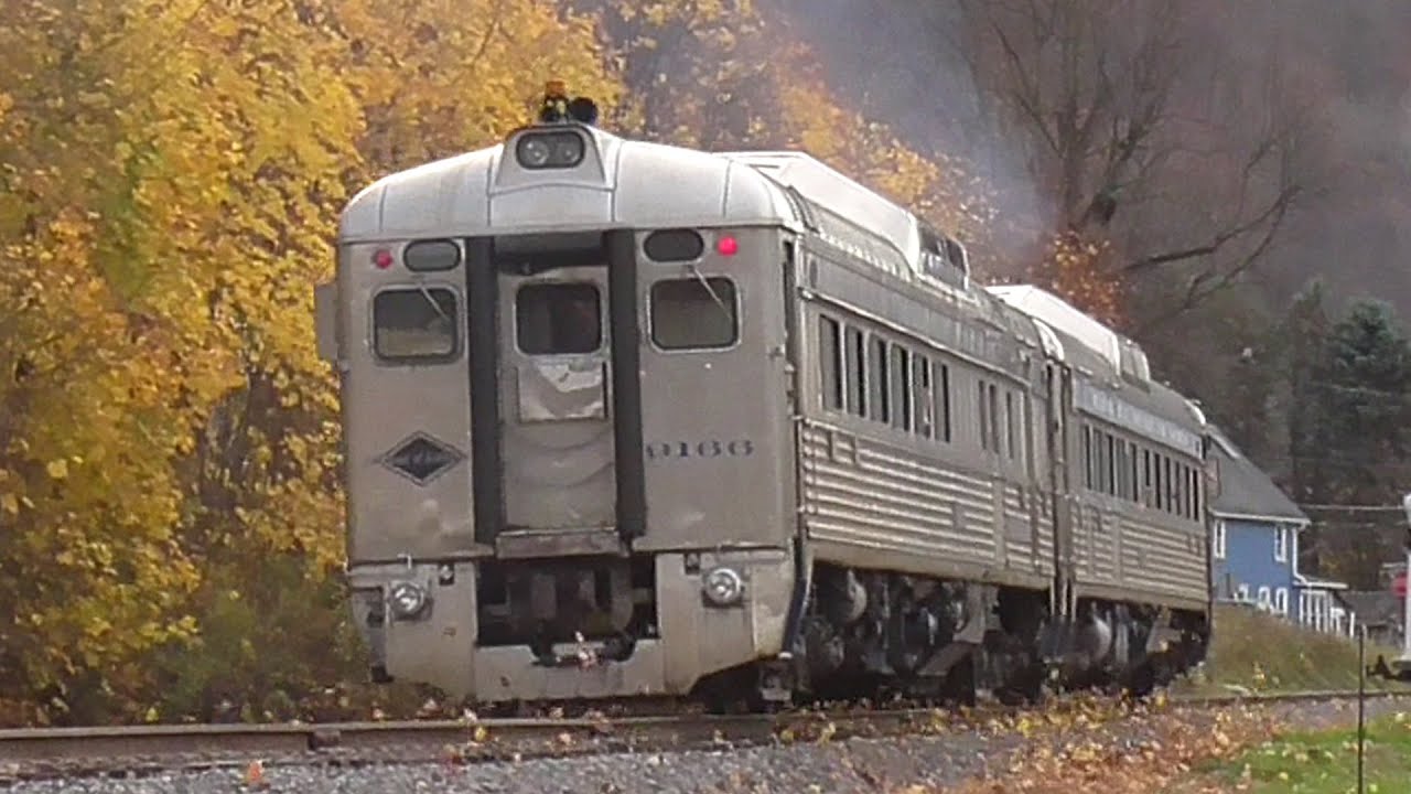 Reading & Northern RDC Fall Foliage Excursion - YouTube