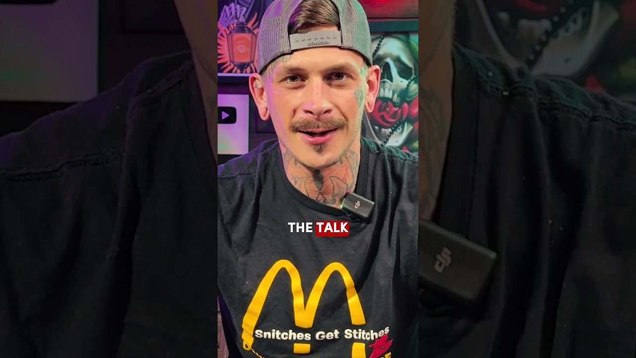 What to Post on Social Media for Tattoo Artists 📱