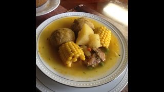 CALDO DE BOLAS DE VERDE