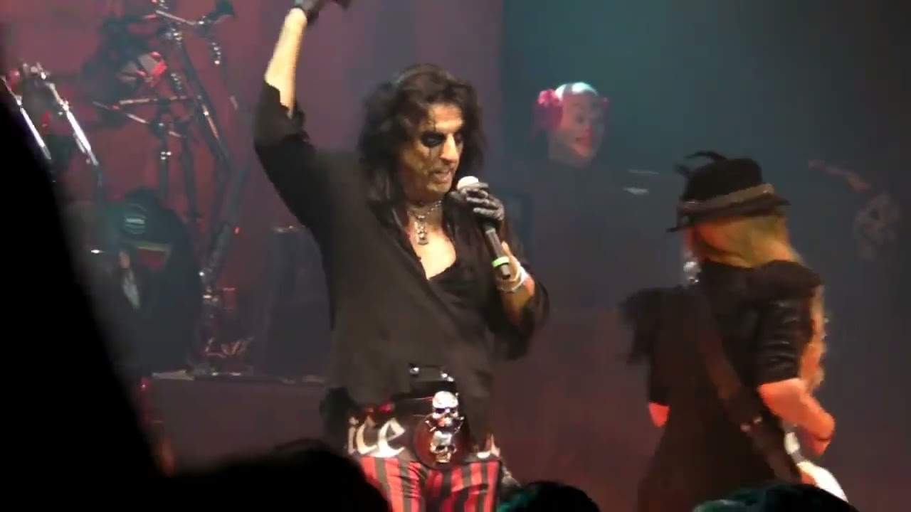 Alice Cooper - Count Basie Theater - Red Bank, NJ - October 15