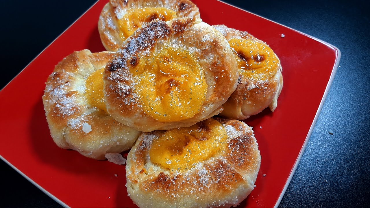 Bizcochos o croissant de crema muy faciles y ricos