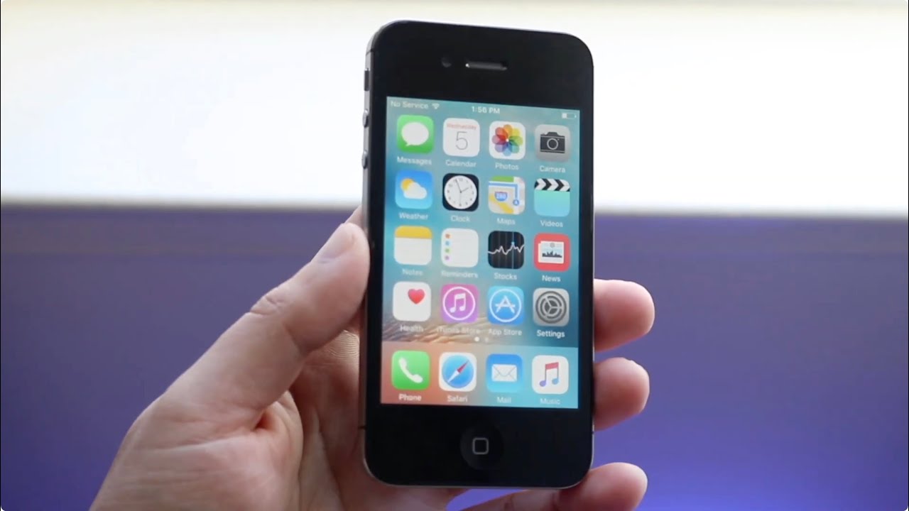 iPhone 4S In 2026! (Still Worth It?) (Review) - YouTube