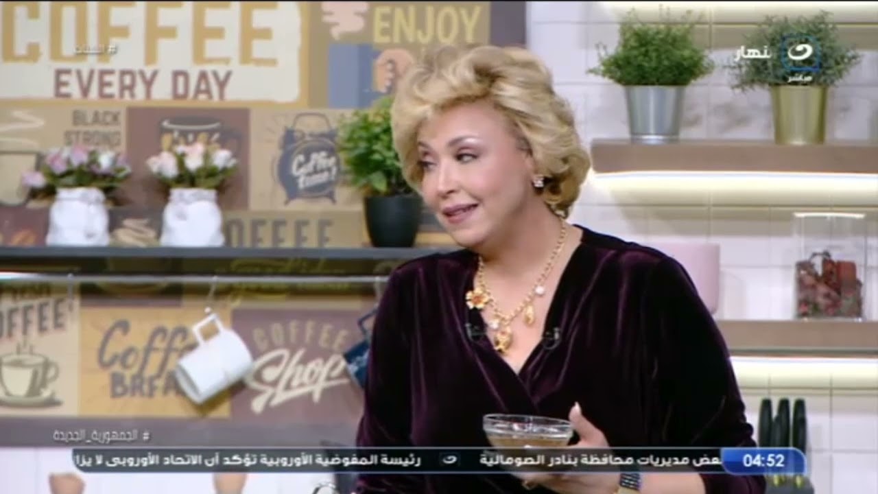 ورقة وقلم واكتبي معانا يا ست الكل ..  وصفة سحرية بمواد طبيعية هترجعك شعرك وكمان هتقله