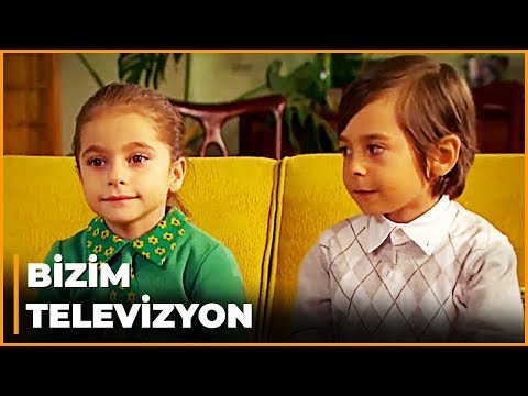 Osman, Gülden'le Televizyon İzliyor - Öyle Bir Geçer Zaman Ki 48. Bölüm