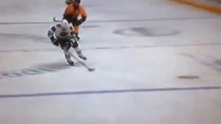 Patrick Kane Scores Backhand Top Shelf On A Breakaway Against Pekka Rinne