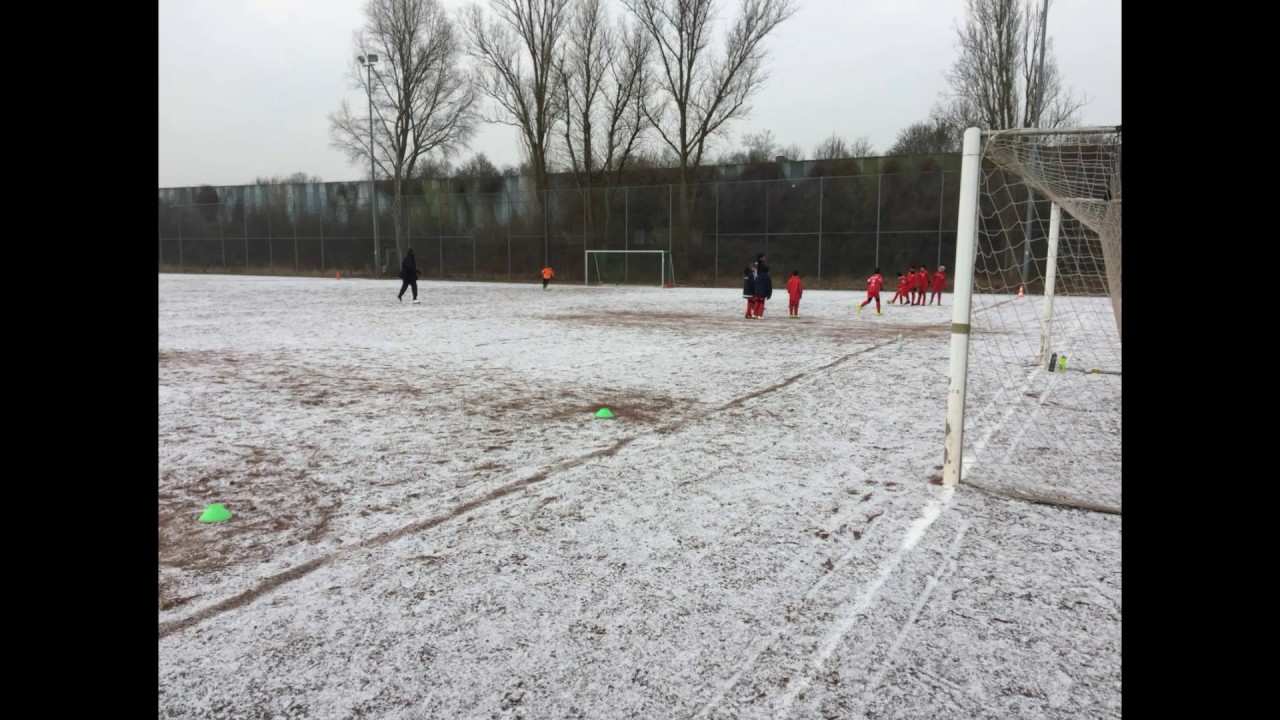 SG Rot-Weiss Frankfurt vs. SG Rödelheim  9-0 gewonnen ( Punkt Spiel)