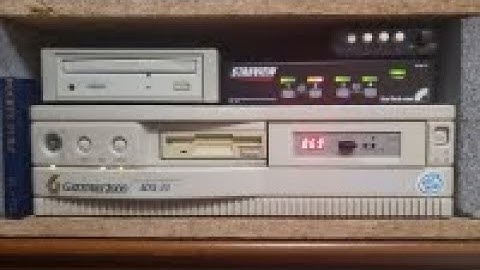 Windows 95 On A 486 DX33- Is It Worth It? 🖥️🧠