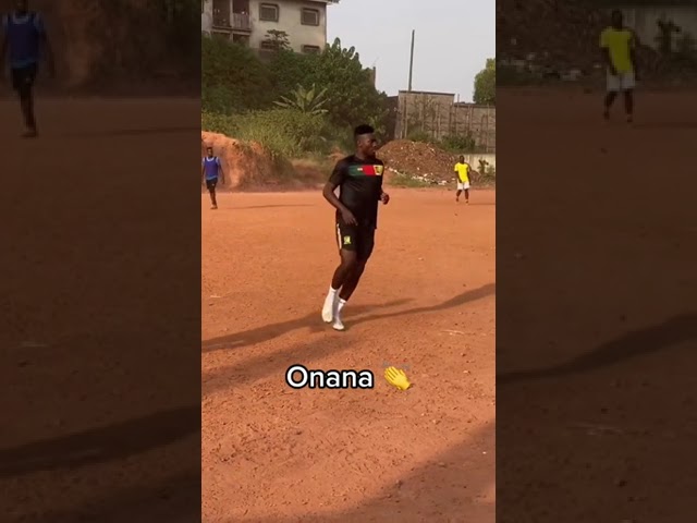 Andre Onana plays pickup after being sent home from the World Cup 🇨🇲 (via @Andre Onana) class=