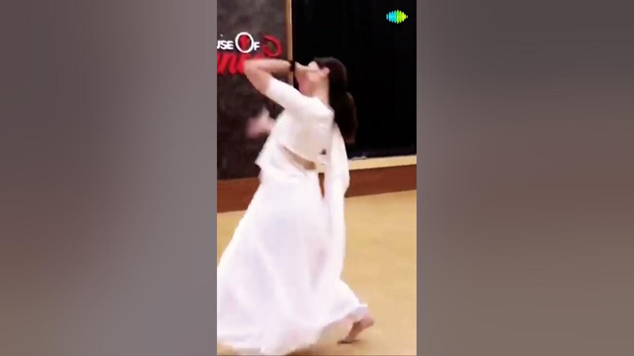 #aliabhatt rehearsals on #dholida | Gangubai Kathiawadi | #shorts #bts #ytshorts #youtubeshorts