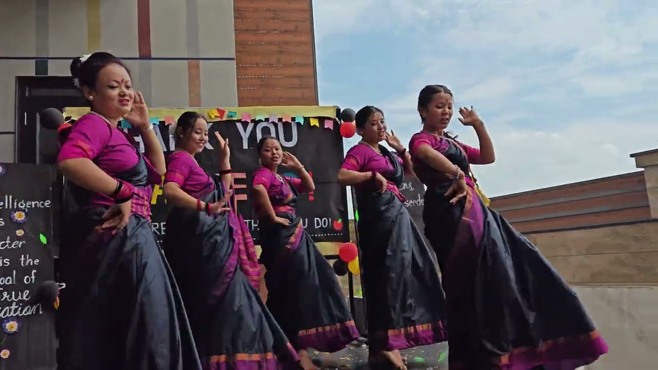 OMG😱 Great Dance Performance by Teachers #dance #school #india  #viralvideo #teachersday #teacher