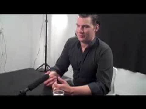 Totally Sketch Behind the Scenes of: Ricky Martin is Gay? with Hiimrawn + SteveGreeneComed...