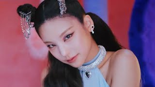 ITZY 'Loco' MV but it's only Yeji's lines