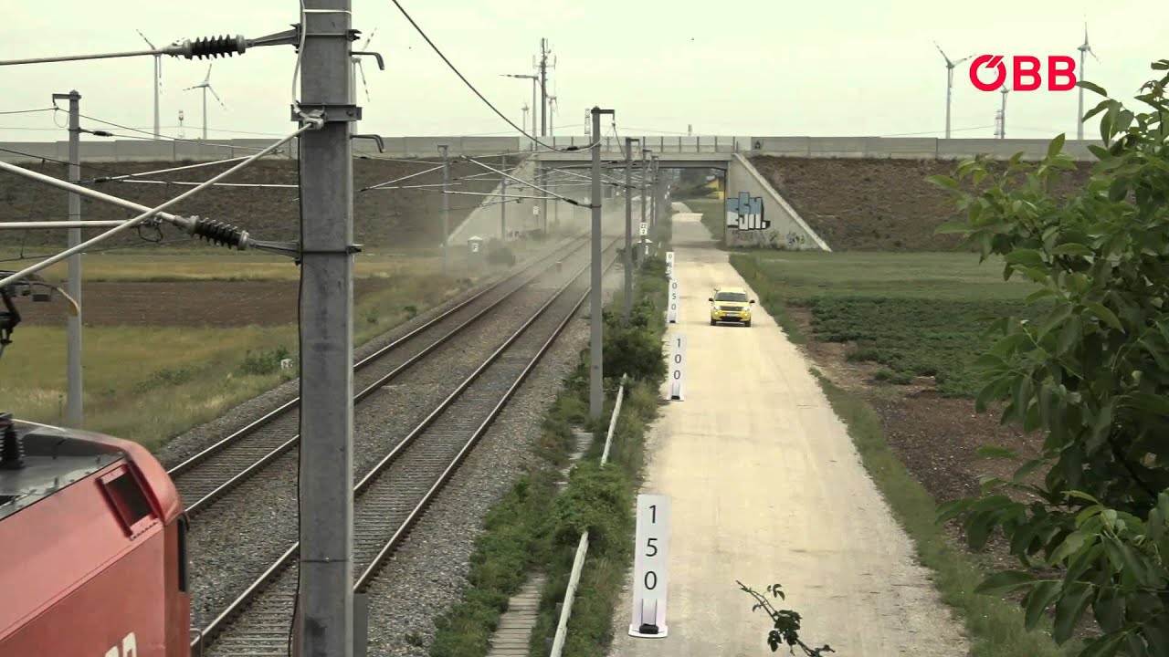 Bremstest - eine Lok gegen ein Auto