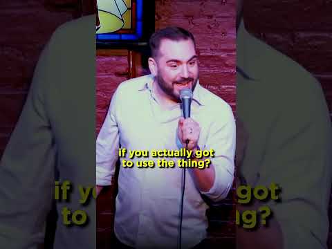 Lady Cuts Finger | Harrison Greenbaum Stand Up Comedy