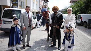 Summani Yılmaz Kanalı Canlı Yayında At Şahlandırılması