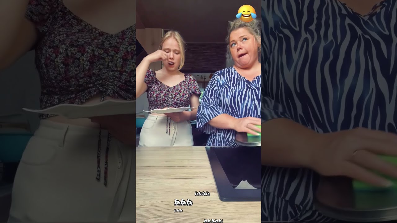 Daughter And Mom Funny Funnyvideo Fyp Foryou Scarecam Prsnk