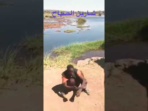 الرجل الاخطبوط كانه لا يتوفر جسمه على عضام يقوم بحركات تحبس الانفاس 