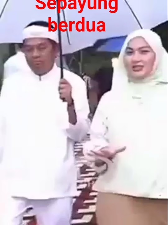 cunta tumbuh di bawah payung putih KDM dan RARA malaisia #shorts