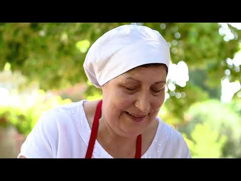 Video: Salad Roti Tuscan