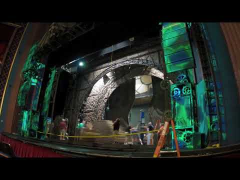 Wicked the Musical - Load in Timelapse