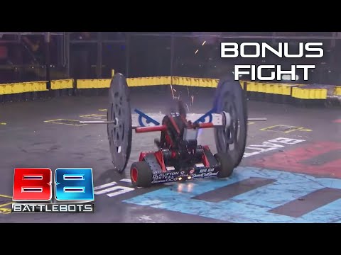 THAT RECOIL IS INSANE! | BattleBots Top 32 Bonus Fight | Uppercut vs. HUGE