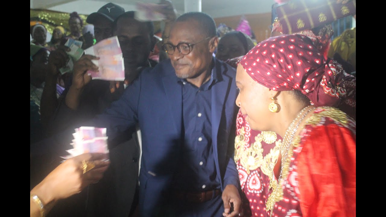 MARIAGE ( MEZA , TOIRAB des FEMMES ) de MOHAMED ALI ABDOULBASSUR et FATIMA LIYADI Ntsaoueni