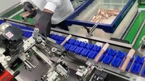 horizontal top side bottom side lip gloss tube labeling machine lip balm labeling machine