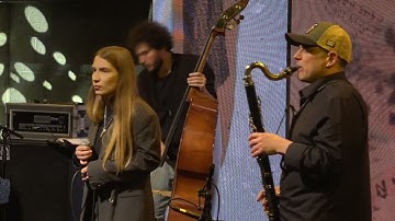 Shpiel Sche Mir A Liedele Oyf Yiddish - Ashkenasic Deconstruction Ensemble