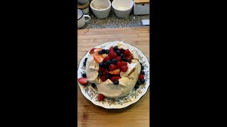 Pavlova and fresh fruit