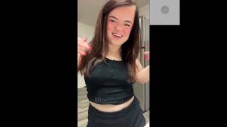 Cassandra Davis Plus Size Model and Instagram Influencer | Curvy Model  Bio, Wiki, Height & Facts