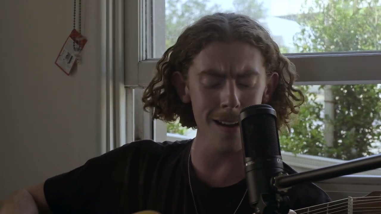 Episode 6: Lewis Gardiner - Dry As Sand