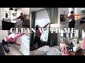 Motivating clean with me !  Small house cleaning motivation!