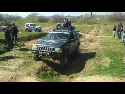 4X4 LARISSA JEEP.mp4