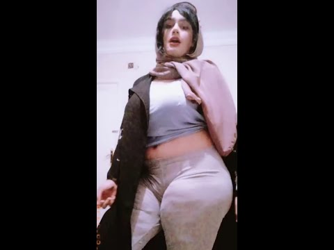 Hijab girl wearing yoga pants