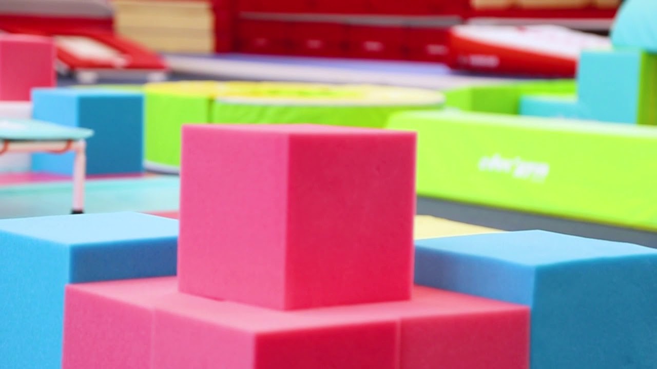 American Gymnastics Club. How the gymnastics hall was created