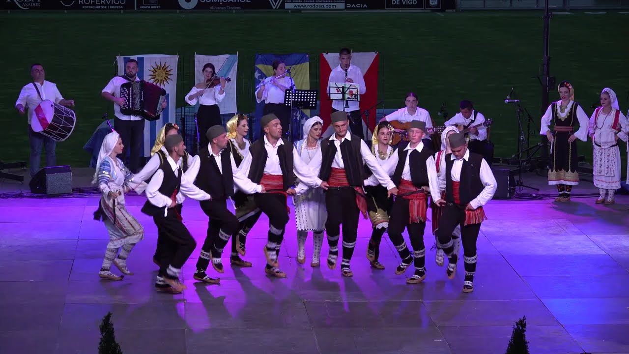 Serbian folk dance: Dances from Crna Trava