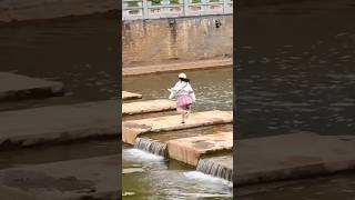 Girl skips school and makes a spectacular escape from her father